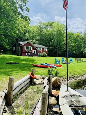 Small pond out front. State Park and Mount Sunapee is a little over a mile away 