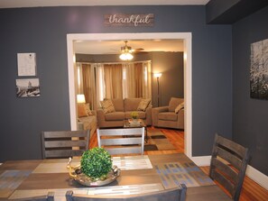 Dining room / Living room