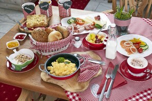 Breakfast meal