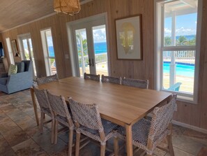 Pod 1 - Kitchen table