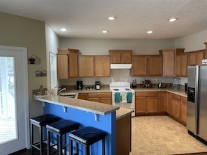 Spacious kitchen with view of the lake