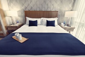 King size bed, large and oh so cozy! Exact unit will be assigned upon arrival. Views, colors and decor may vary.