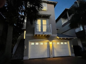 Enjoy this family-friendly Florida home, w/ lagoon pool and a walk to the beach!