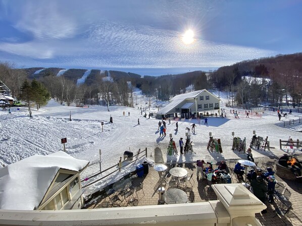 Snow and ski sports