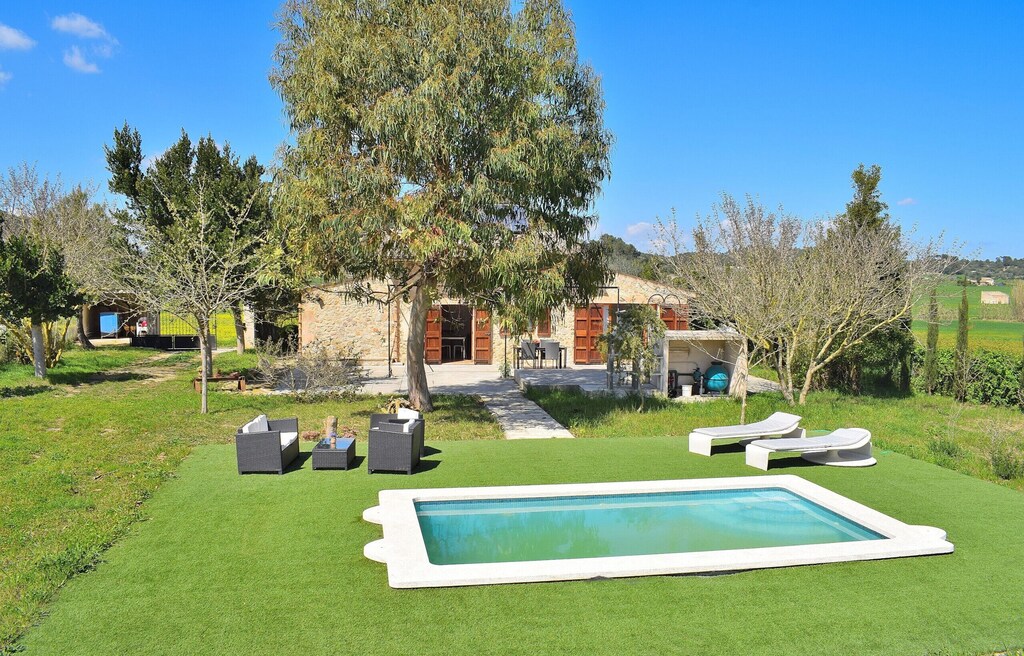 Picture of villa