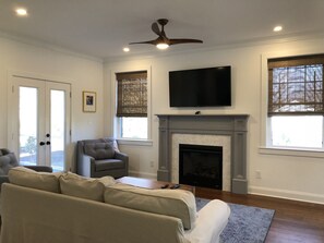 1st Floor Living Room