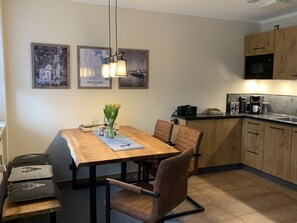 Ferienwohnung Theresa mit 1 sep. Schlafzimmer, Terrasse, ca. 50 qm-Essbereich Fewo Seibert
