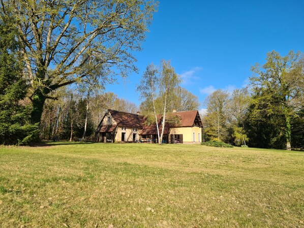 Exterior