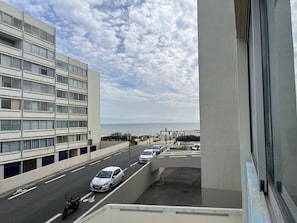 VUE LATERALE
