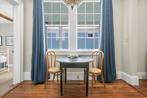 Savor Southern History at Lewis Court (Suite B)