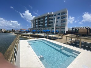 Hot tub over the lagoon.