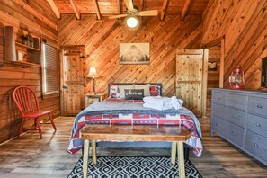 Vaunted ceiling in bedrooms. Each room with its own access to the deck.
