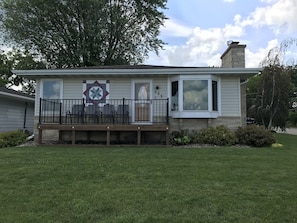 Beautiful sitting deck to view Lake Pepin. Watch skiers, sailboats, tubing, etc.