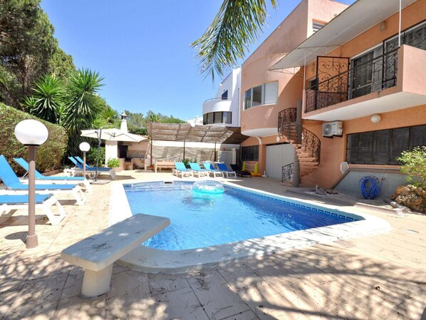 Holiday Home Swimming Pool