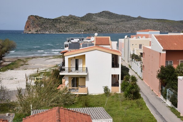 Vista aƩrea