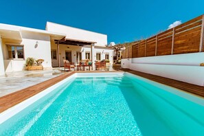 Private Exterior Pool