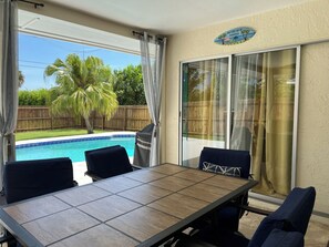 Outdoor dining