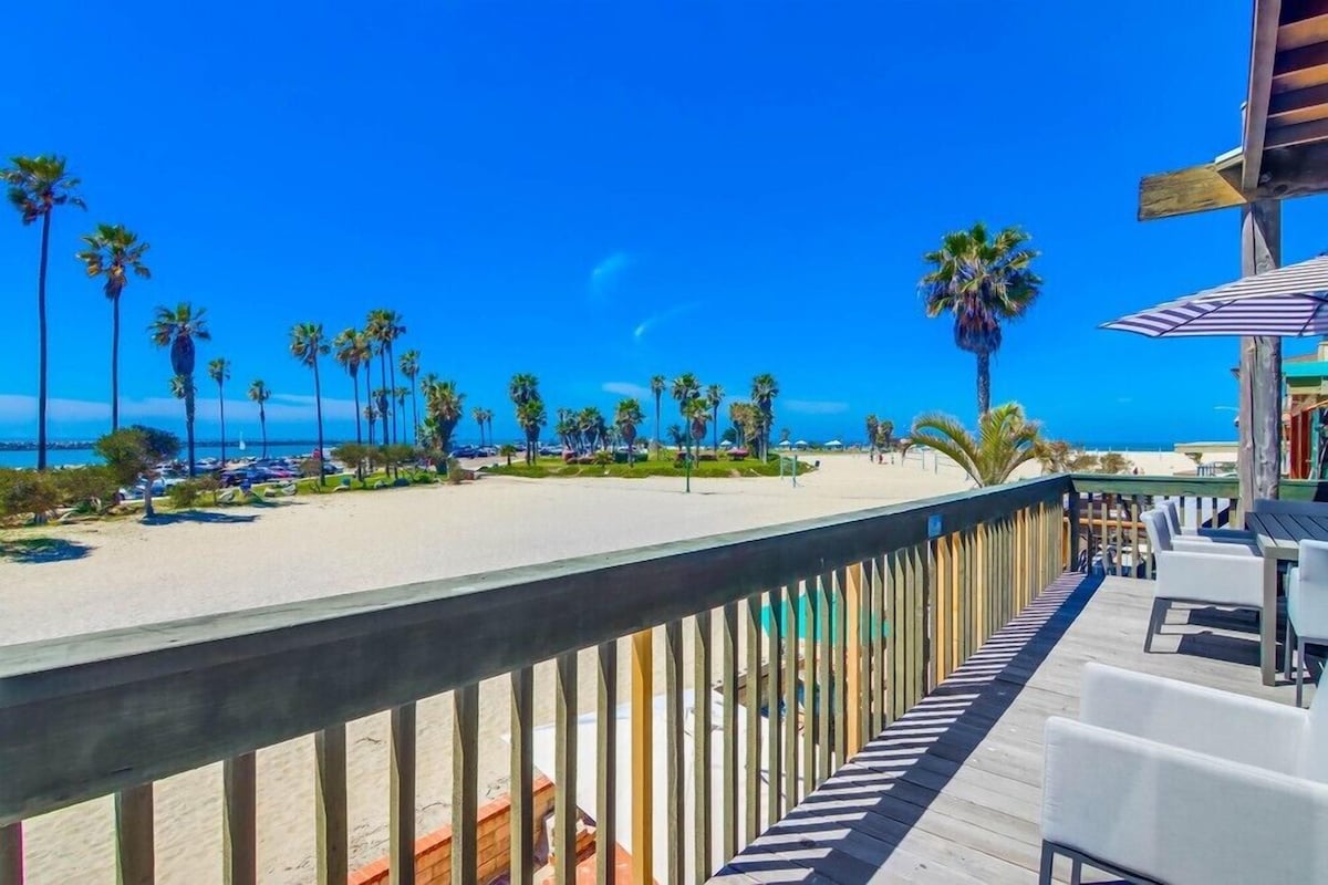 Ocean Front * Panoramic Water View Deck * AC