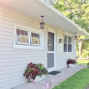 Adorable and newly updated cottage right at the top of the lake. 