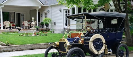 1911 Model T
Front of Home 