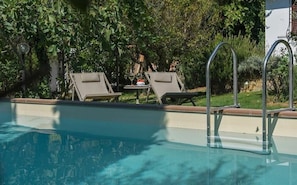 Amenities, Building Exterior, Facilities, Garden, Outdoor, Pool, Wellness