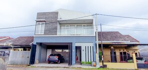 施設の正面