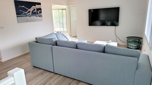 Loungeroom