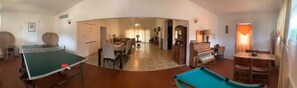 Spielezimmer