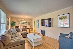 Living Room 1 | Smart TV