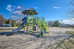 Community Playground & Picnic Area
