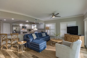 Beautifully updated unit