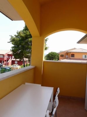 Two room on the first floor with terrace