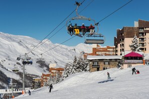 Snow and ski sports