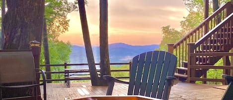 Relax and unwind at the Antler Ridge Getaway!