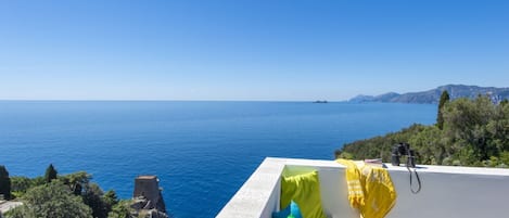 Private Terrace amazing sea view at Mareblu in via Rezzola Praiano