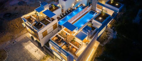 Wind Rose Wellness Villas comprises 2 identical contemporary villas in Marusici