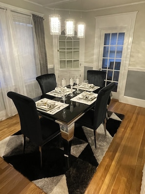 Diningroom Space