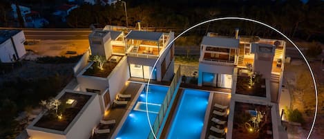 Wind Rose Wellness Villas comprises 2 identical contemporary villas in Marusici