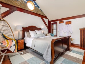 Queen bed