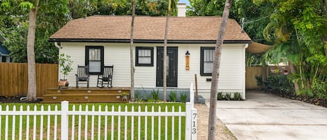 Little Historic is located on a quiet street in Victoria Park, Ft. Lauderdale