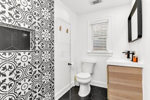 Shampoo, condition, body wash, hand soap, toilet paper and extra towels provided
