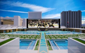Enjoy sunbathing by the pool