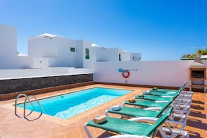 Private pool and terrace