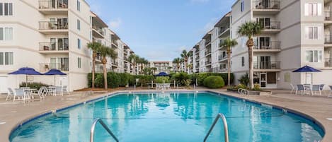 Pool at The Beach Club at St. Simons