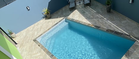 Pool (Outdoor)