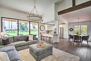 Living Room | Central Heating & Air Conditioning