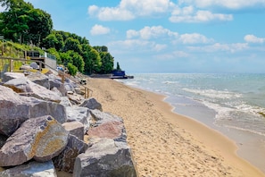 Strand