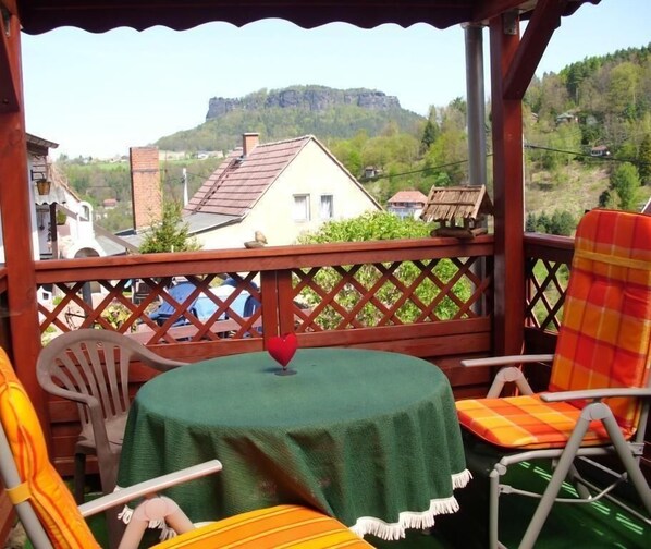 Außenansicht des Gebäudes. Ferienhaus 2 Terrasse