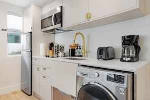 Fully-equipped kitchen