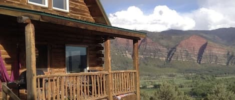 Mountain top cabin with spectacular views of the San Juan Mountains.